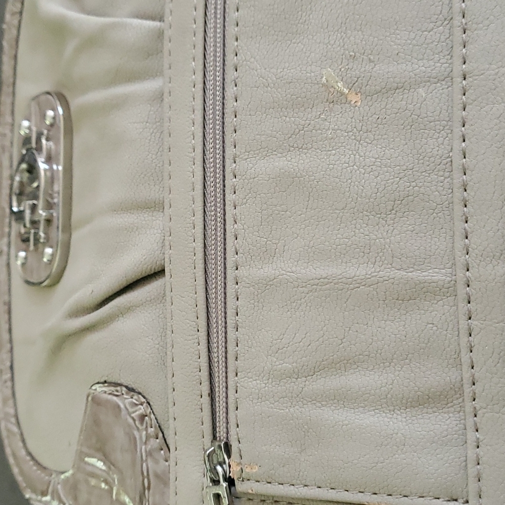 Wallet - Picture 5 of 5